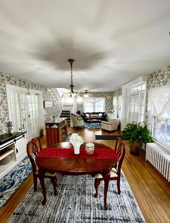 Atlantic House Bed & Breakfast Ocean City