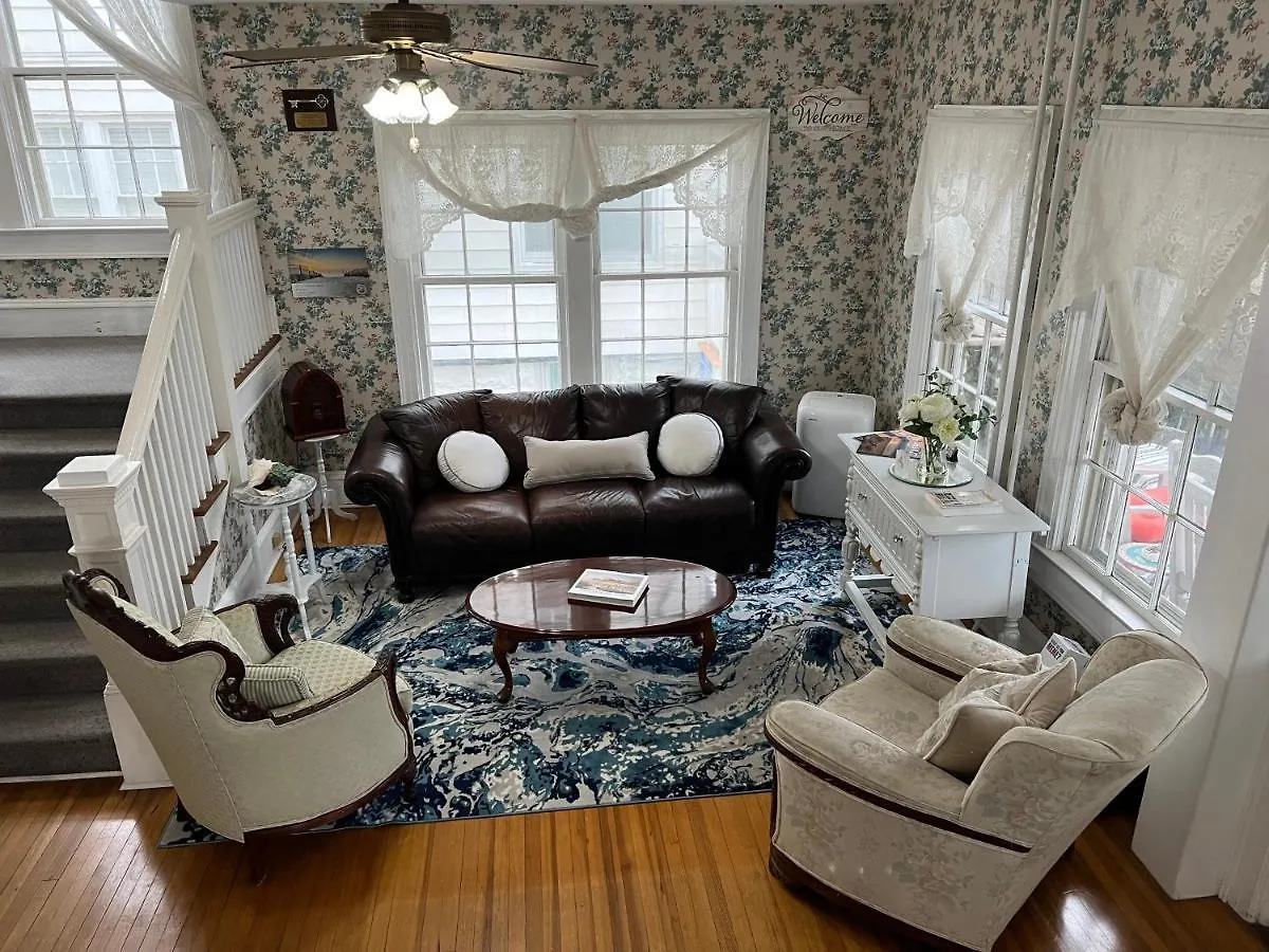 Atlantic House Bed & Breakfast Ocean City