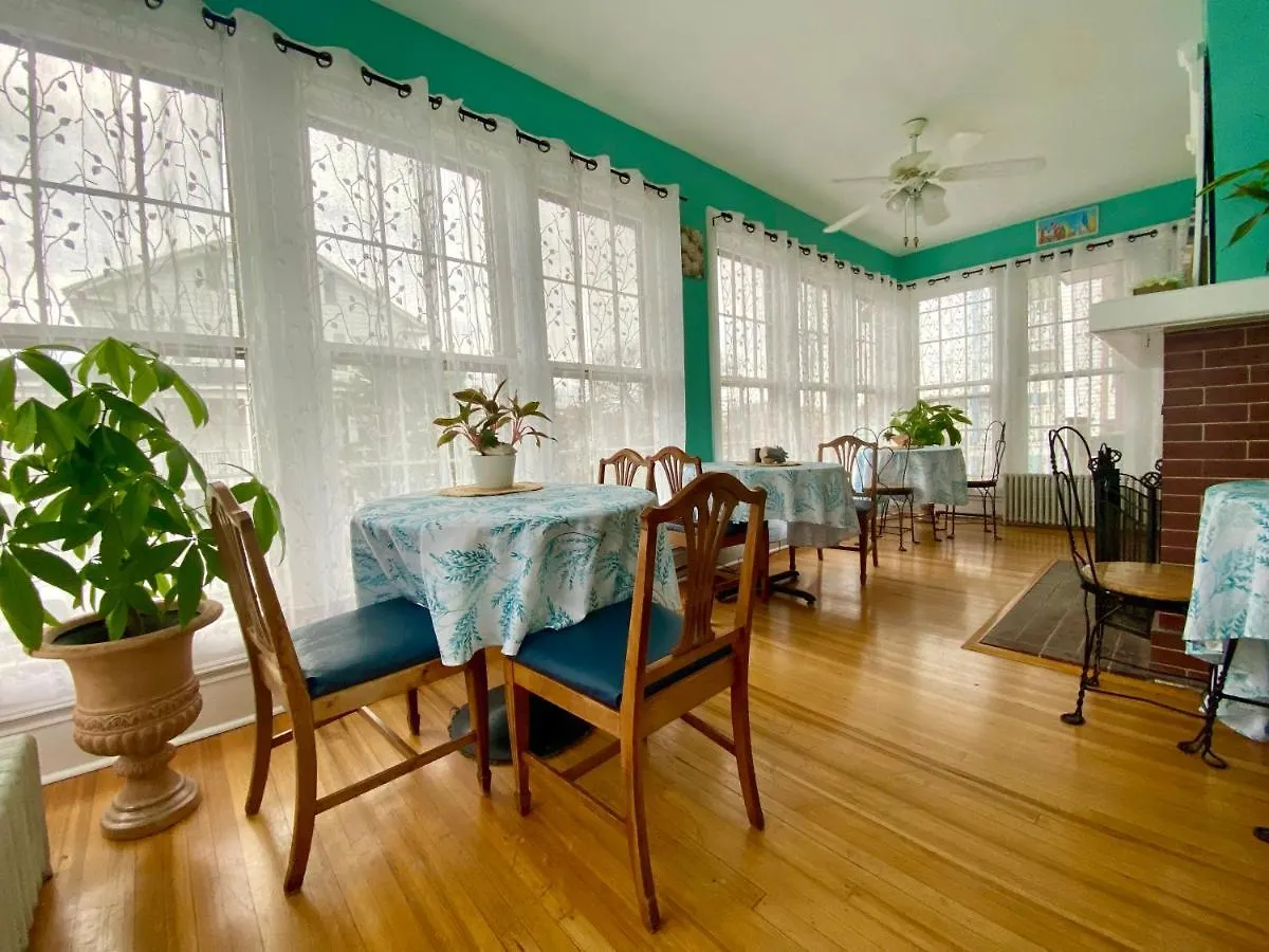 Atlantic House Bed & Breakfast Ocean City