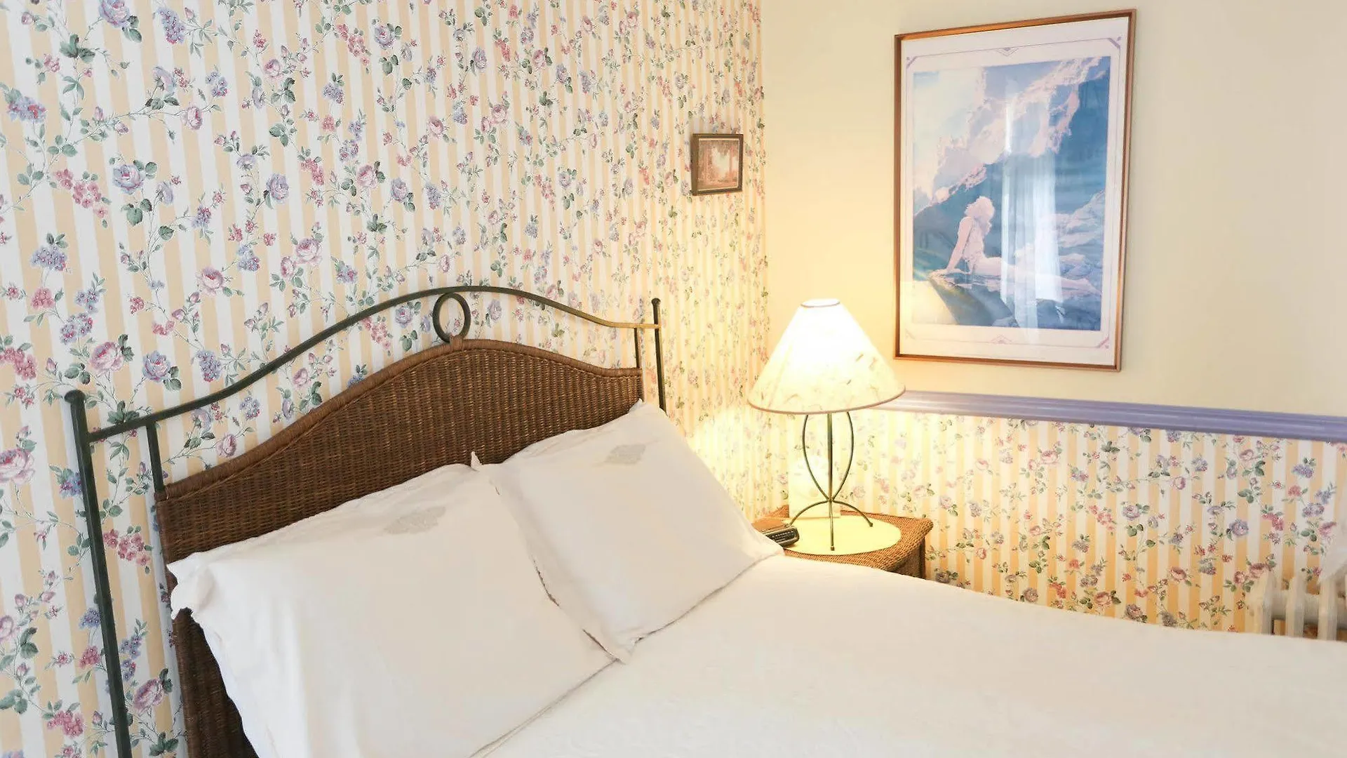 Atlantic House Bed & Breakfast Ocean City