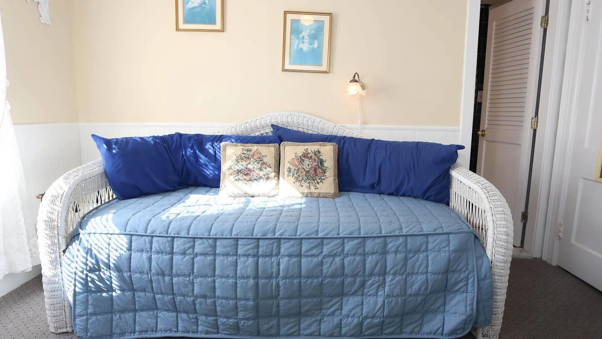 Atlantic House Bed & Breakfast Ocean City